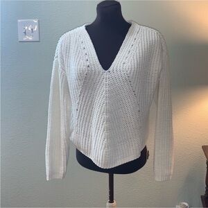 Almost Famous White Crop V-Neck Sweater